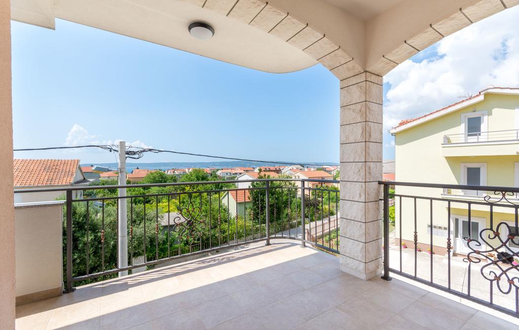 Villa Apartments Kordic Kastela Ruang foto